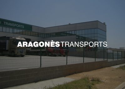 Almacén logístico y oficinas para empresa de transportes